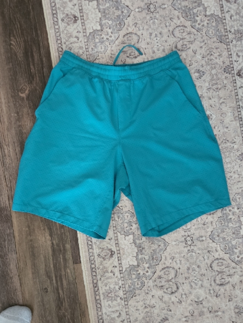 Lululemon Teal Green Med. Men's Lined 9" Pace Breaker Shorts